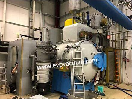 Industrial vacuum furnace vacuum system
