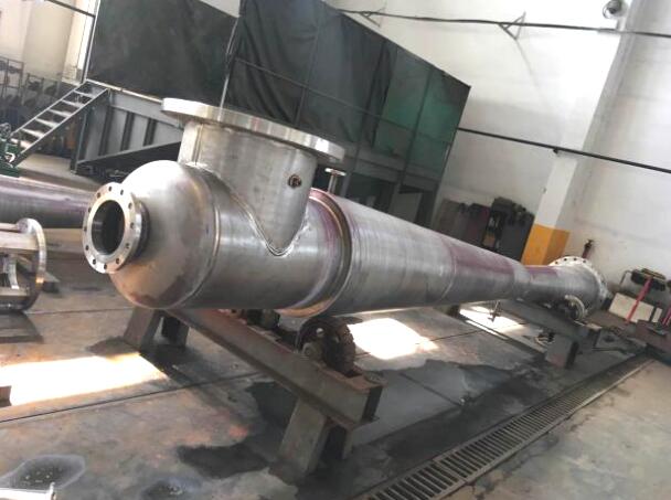 Steam jet vacuum pump in oil refining process