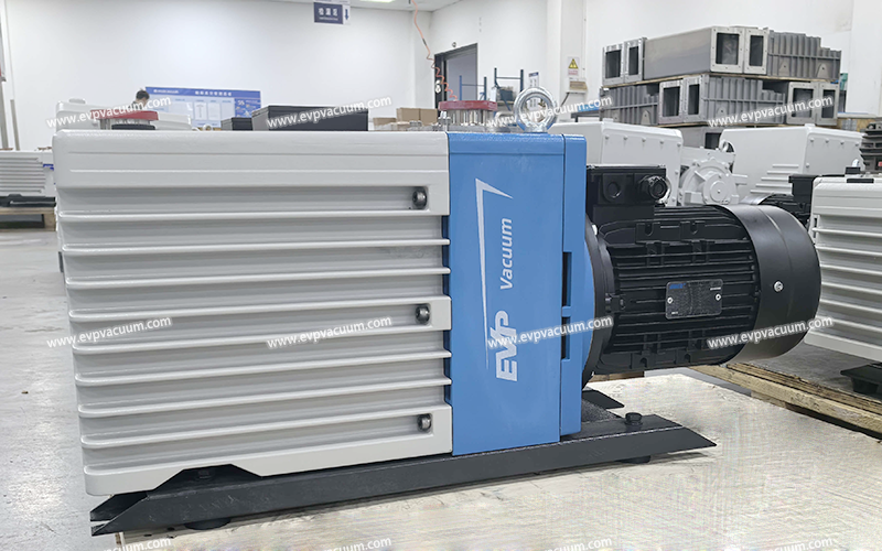 Double stage rotary vane pump