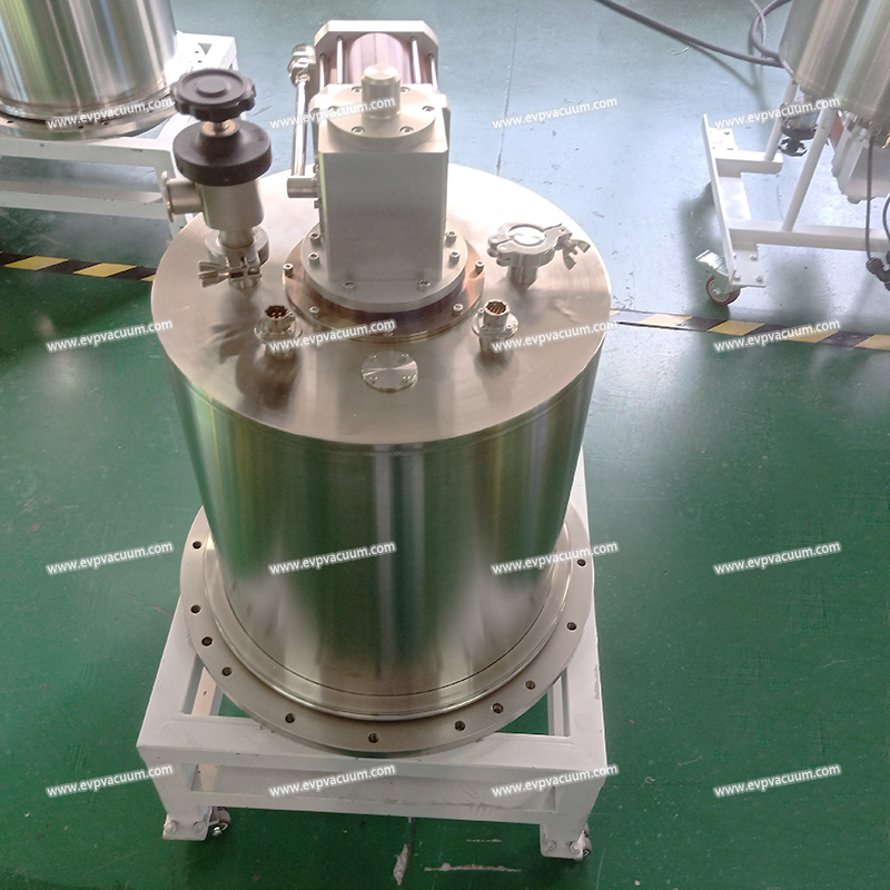 Cryogenic pump