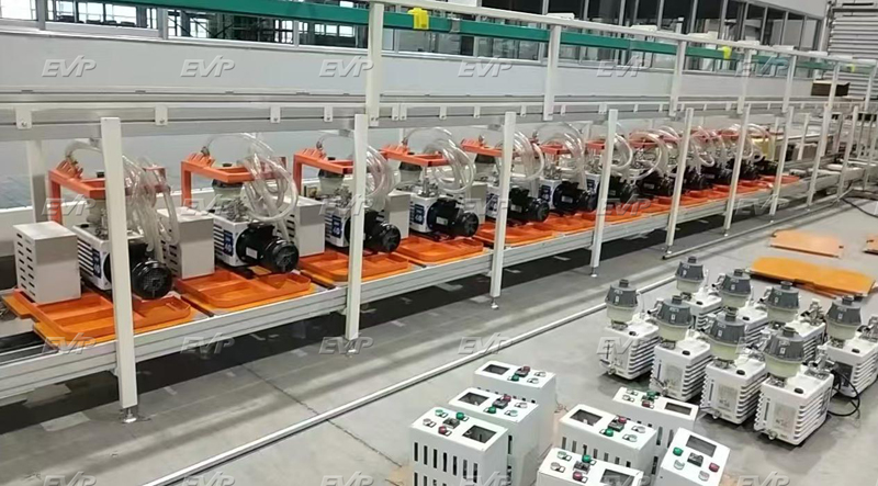 Double stage rotary vane pump